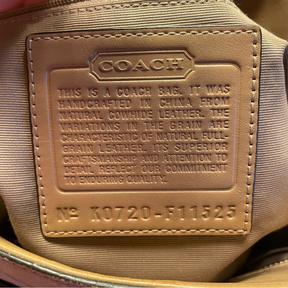 Coach Gallery Lunch Tote Bag - Picture 5 of 5